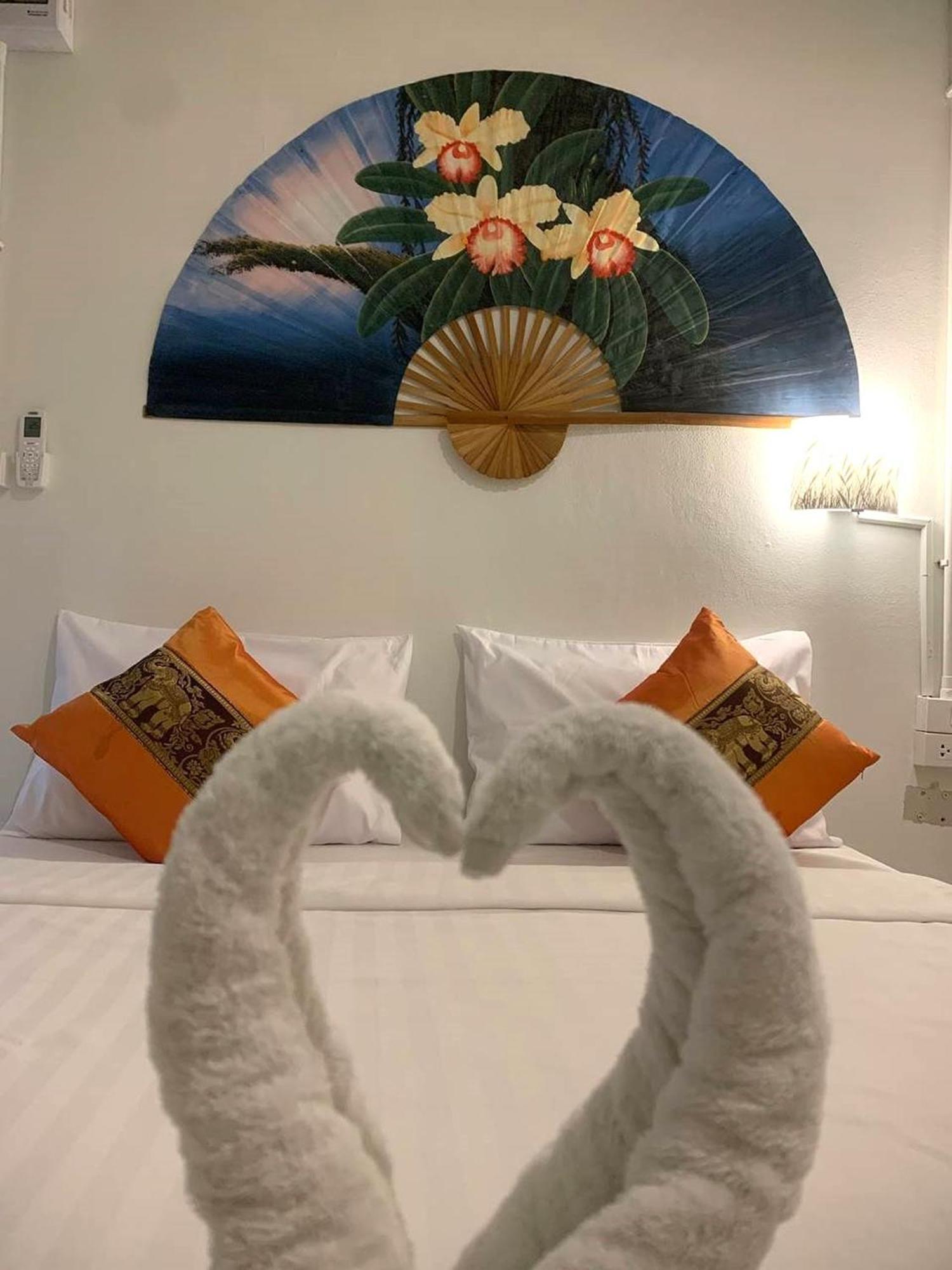 Отель Remember @ Phuket Town Экстерьер фото